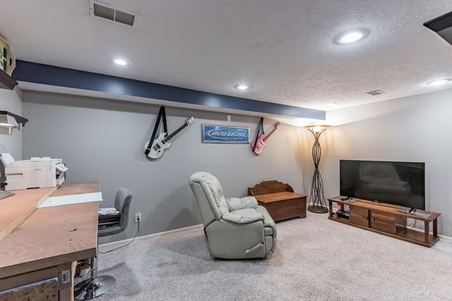 10532 Toledo Ave, House other with 3 bedrooms, 2 bathrooms and null parking in Osceola IN | Image 25