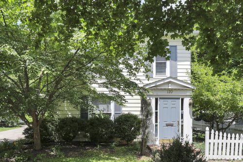 120 W Broadway, Granville, OH, 43023-1163 | Card Image