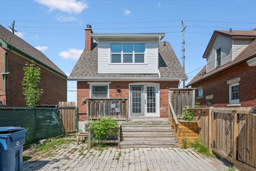 241 Victoria Rd S, Guelph, ON, N1E5P9 | Card Image