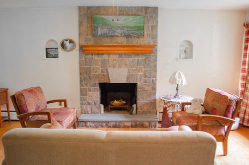 10 Hillcrest Ter, Staatsburg, NY, 12580-6013 | Card Image