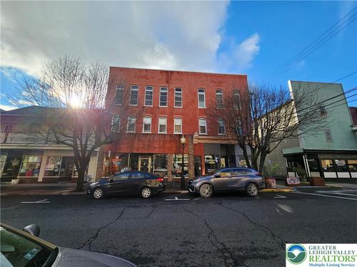 apt-c-42 Broadway, Bangor, PA, 18013-2637 | Card Image