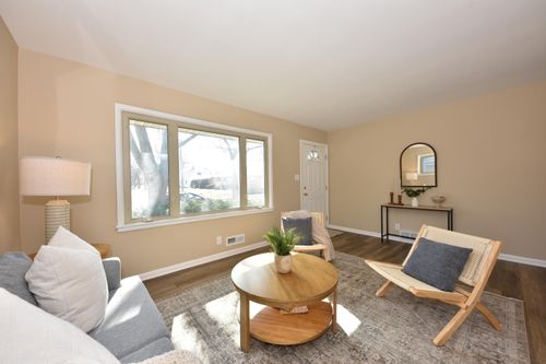 7852 W Hope Ave, Milwaukee, WI, 53222-2037 | Card Image