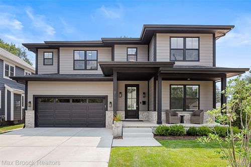 811 Magnolia Ave, Royal Oak, MI, 48073-5303 | Card Image
