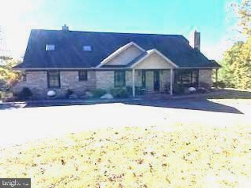 8124 Cromwell Church Rd, HUSTONTOWN, PA, 17229-8930 | Card Image