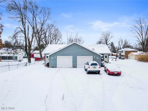 3921 Huntmere Avenue, Youngstown, OH, 44515 | Card Image