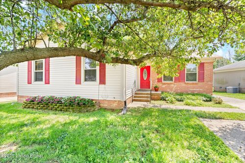 1313 Oak Ridge Ct, Simpsonville, KY, 40067-6668 | Card Image