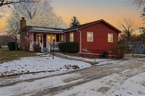 203 Sanderson Dr, Richmond, MO, 64085-1440 | Card Image