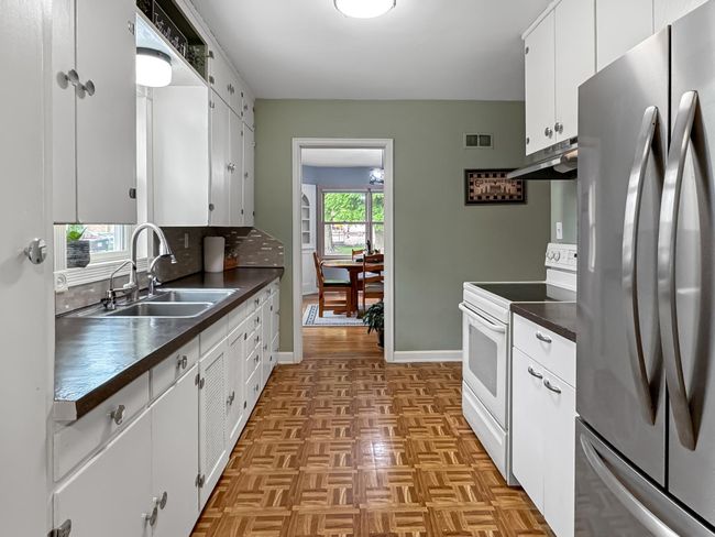 Kitchen | Image 13