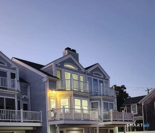 b-239 Front St, New Haven, CT, 06513-3231 | Card Image