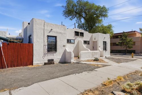 905 Coal Ave, Albuquerque, NM, 87102-5913 | Card Image