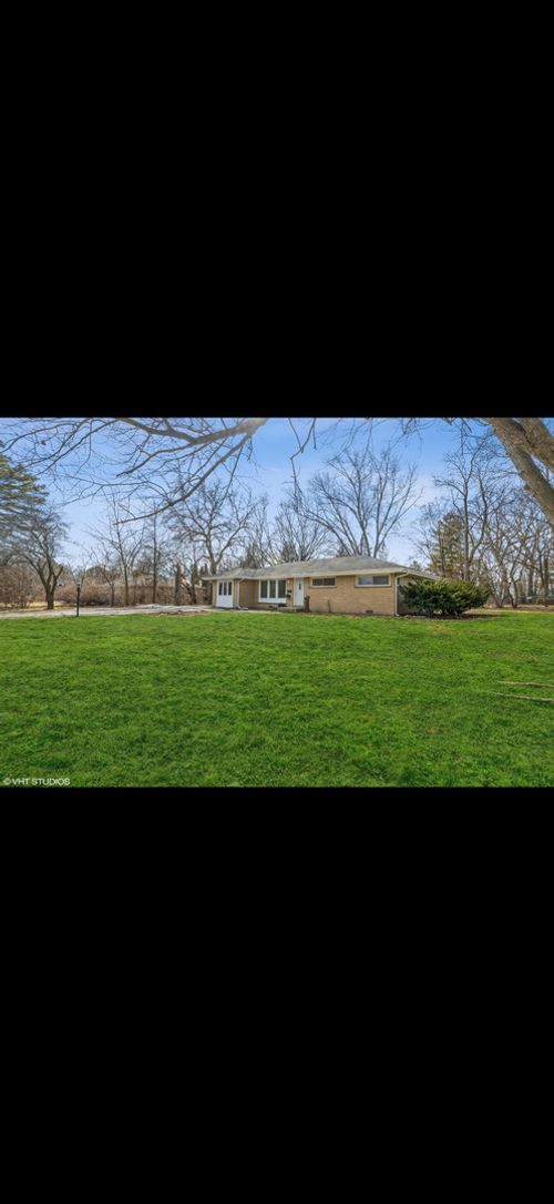 30 Birchwood Rd, Northbrook, IL, 60062-1210 | Card Image