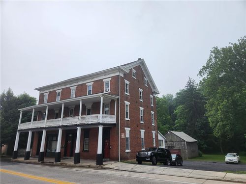 361 Main St, Slatington, PA, 18080-1540 | Card Image