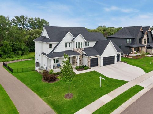 16865 46th Ave N, Plymouth, MN, 55446-2029 | Card Image
