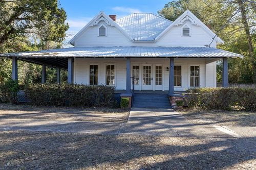 411 S Hutchinson Ave, Adel, GA, 31620 | Card Image