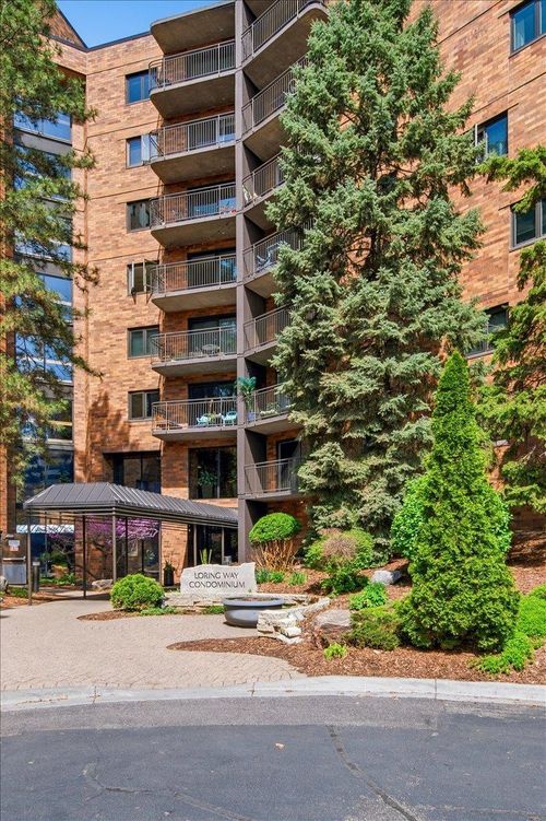 210-210 W Grant St, Minneapolis, MN, 55403-2243 | Card Image