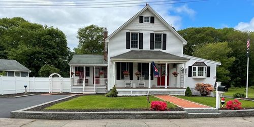 10 Sherman St, Attleboro, MA, 02703-1406 | Card Image