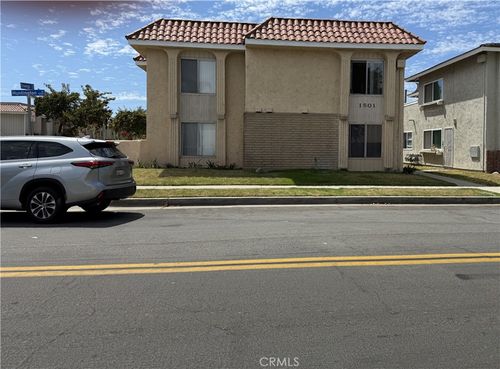 1501 Huntington Street, Huntington Beach, CA, 92648 | Card Image