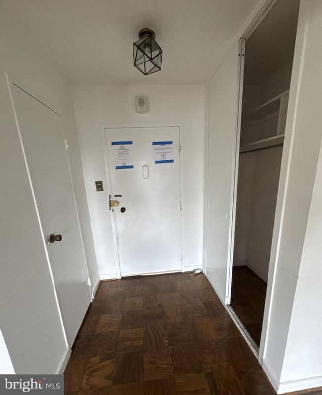 APT-1209W - 4201 Cathedral Ave Nw, Condo with 1 bedrooms, 1 bathrooms and null parking in WASHINGTON DC | Image 5
