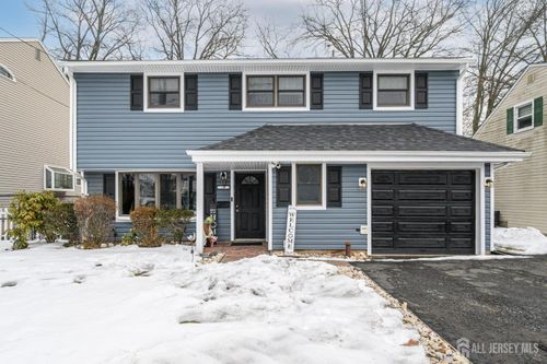 16 N Lincoln Ave, Colonia, NJ, 07067-2326 | Card Image