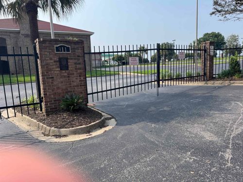 911 S Stadium Rd, Columbia, SC, 29201-4724 | Card Image