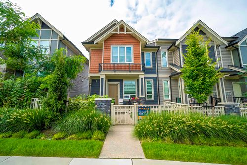 7781 206 St, Langley, BC, V2Y4K3 | Card Image