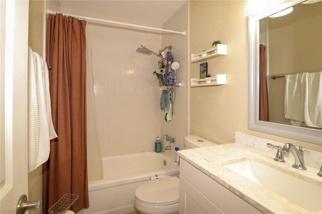 APT-165 - 1810 23 Rd Blvd, Condo with 2 bedrooms, 2 bathrooms and null parking in GAINESVILLE FL | Image 20