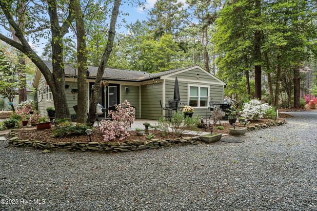 1610 Midland Rd, House other with 5 bedrooms, 5 bathrooms and 2 parking in Southern Pines NC | Image 24