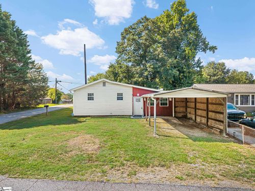 100 Basin Dr, Boiling Springs, SC, 29316-5451 | Card Image