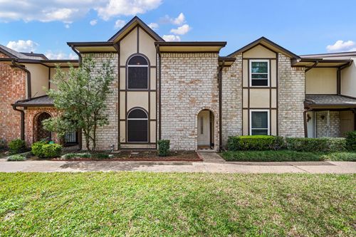 11566 S Kirkwood Rd, Stafford, TX, 77477-1304 | Card Image
