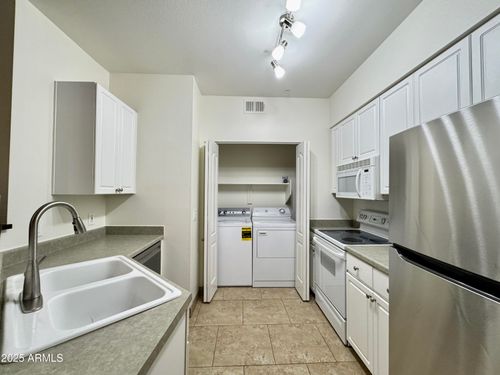 235-1701 E Colter Street, Phoenix, AZ, 85016 | Card Image