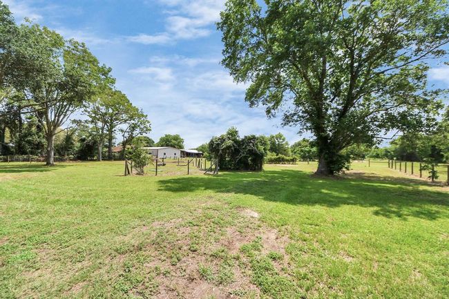 Plenty of open space—room to add a pool and create your own backyard retreat. | Image 36