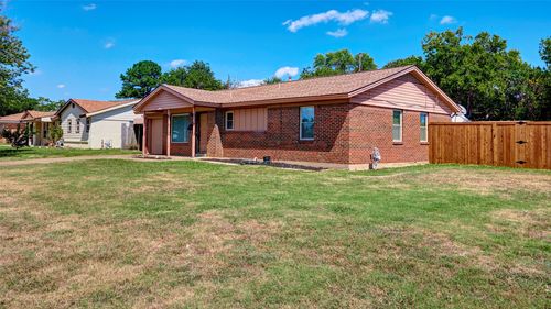 2612 W Rochelle Rd, Irving, TX, 75062-7169 | Card Image