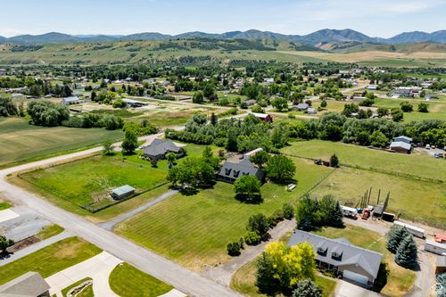 8871 S 100 E, Paradise, UT, 84328-7758 | Card Image