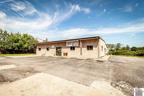 3501 Park Plaza Rd, Paducah, KY, 42001-5948 | Card Image