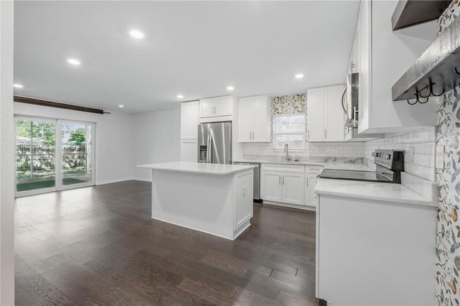 4022 N Marguerite St, House other with 4 bedrooms, 2 bathrooms and null parking in Tampa FL | Image 8