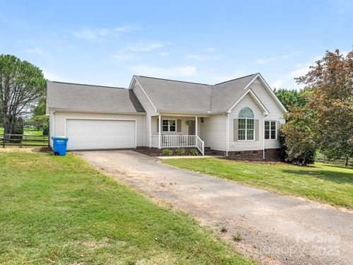18-7006 Lone Eagle Dr, Monroe, NC, 28110-9679 | Card Image