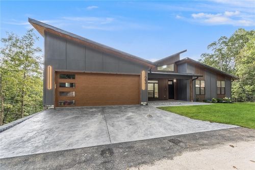 23 Wembly Cir, Bella Vista, AR, 72715-3026 | Card Image