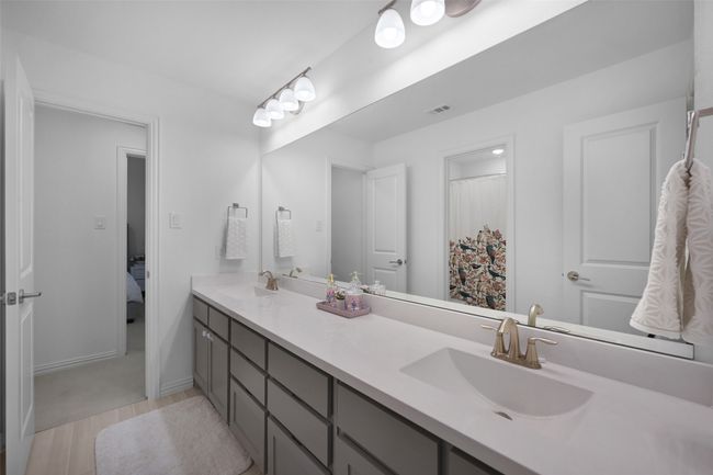 4th Full Bathroom - Jack and Jill with double vanity. | Image 28