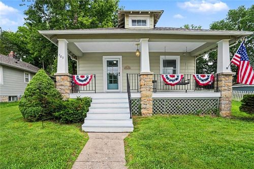 709 4th St, Platte City, MO, 64079-8458 | Card Image