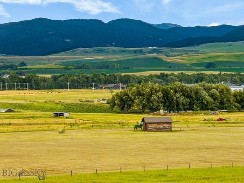 1687 Cottontail Rd, Gallatin Gateway, MT, 59730 | Card Image