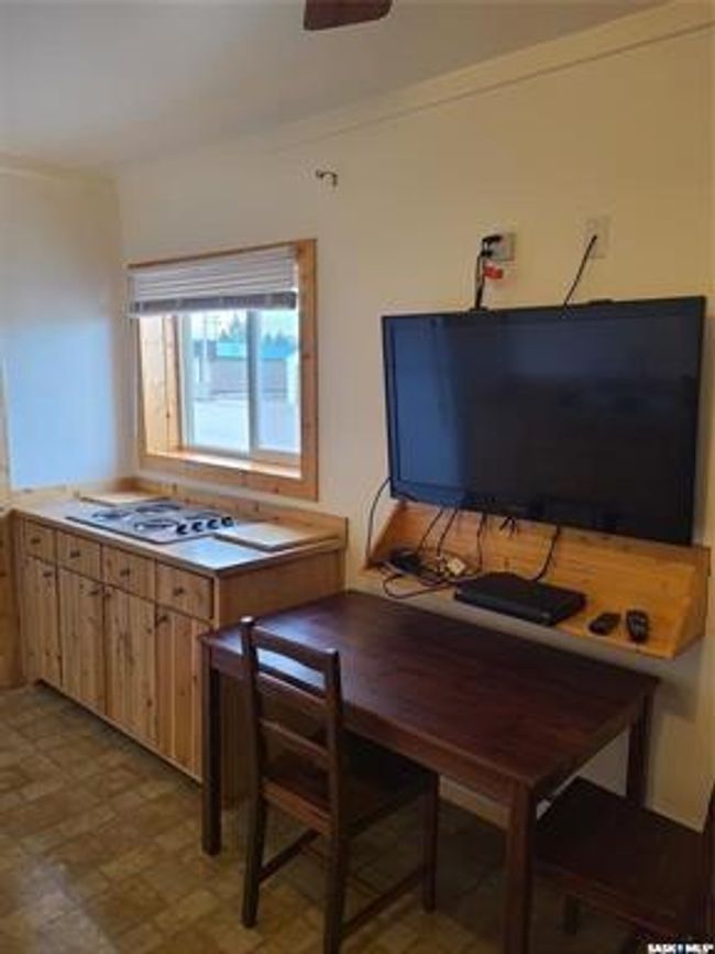 48 Main St, Home with 5 bedrooms, 4 bathrooms and 8 parking in Manor SK | Image 22