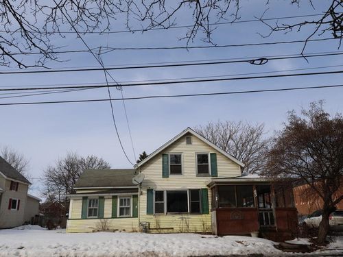 63 W Spring St, Winooski, VT, 05404-1319 | Card Image