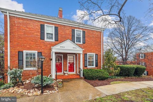 a-2806 S Abingdon St, ARLINGTON, VA, 22206-1312 | Card Image