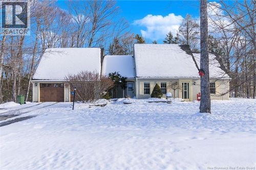 74 Highfield Rd, Douglas, NB, E3G7P3 | Card Image