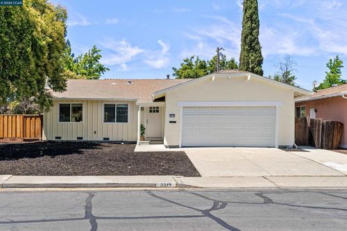 3319 Claudia Dr, Concord, CA, 94519-2024 | Card Image