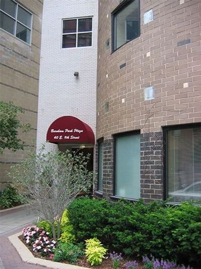 803 - 40 E 9th Street, Condo with 1 bedrooms, 1 bathrooms and null parking in Chicago IL | Image 2