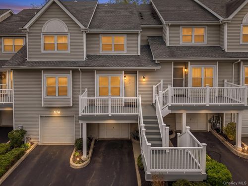 113 Leeward Ln, Port Jefferson, NY, 11777-2308 | Card Image