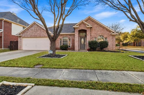 6804 Riverchase Trail, Denton, TX, 76210 | Card Image