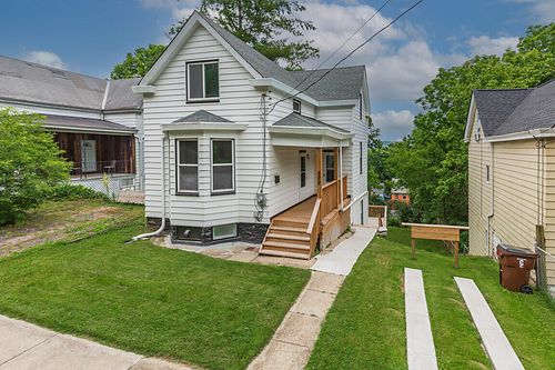 822 Western Ave, Covington, KY, 41011-1046 | Card Image