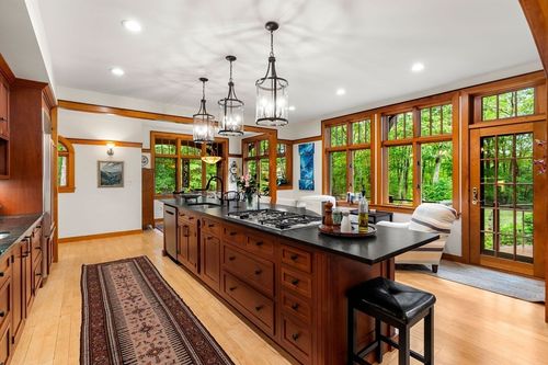 11 Oakwood Knoll Rd, Ipswich, MA, 01938-1074 | Card Image
